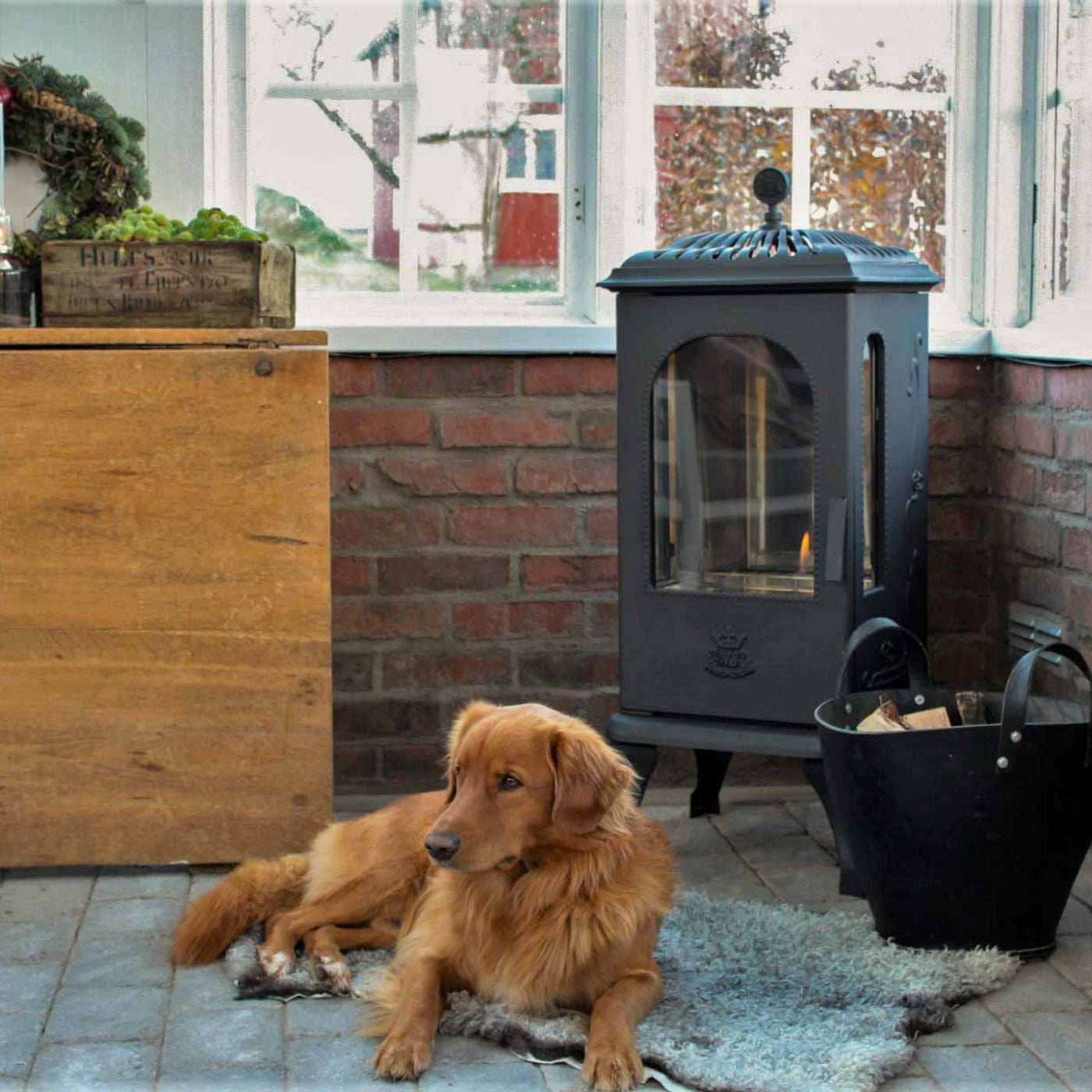 Westbo of Sweden Victoria Cast Iron Bioethanol potbelly traditional Victorian style woodburning stove that runs on bio ethanol fue