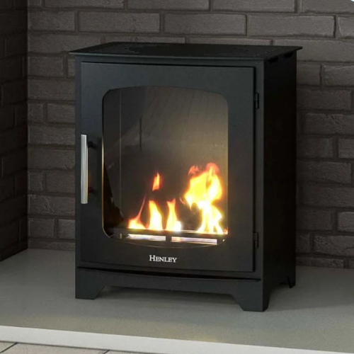 Henley Hazelwood Compact Bioethanol Stove. Up to 4 hours of controllable heat with a 1-2kW output at The Stove House Ltd. West Sussex.