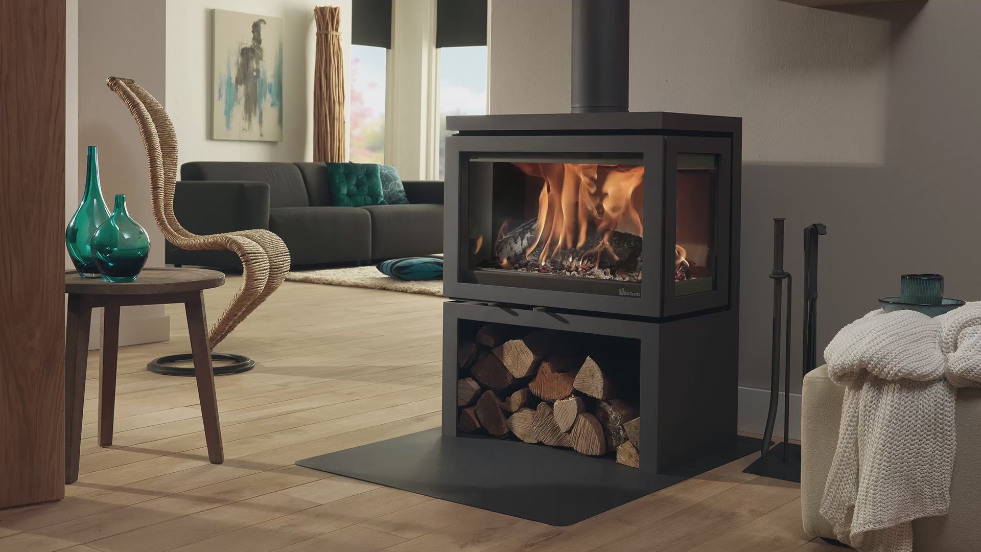 Dik Geurts Vidar Triple Medium - Store. 3 Sided 7.1kW Eco Design Ready Wood Stove at The Stove House Ltd. West Sussex.