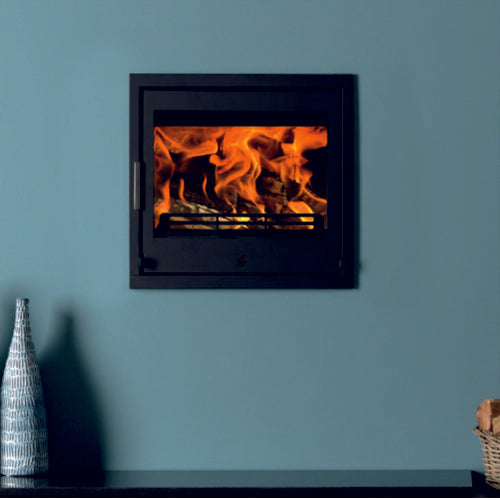 ACR Tenbury T550 ECO Stove. 5kW Eco Design Ready 2022 Inset stove at The Stove House Ltd., West Sussex.